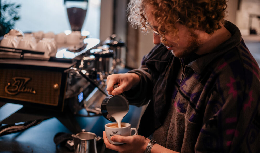 Afbeelding voor Lou en koffie